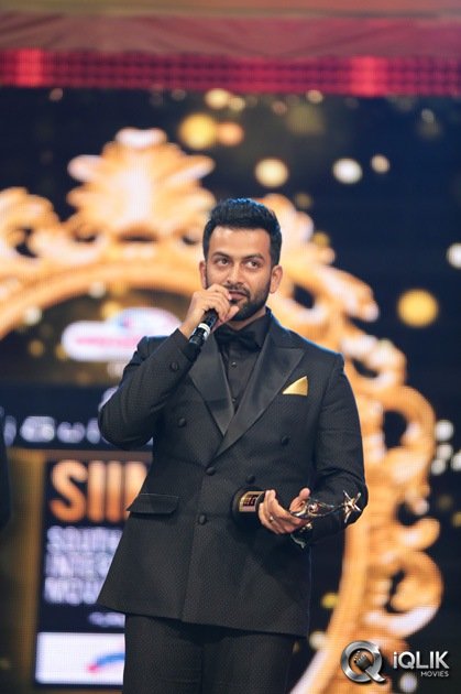 South-Indian-International-Movie-Awards-2016-Day-2